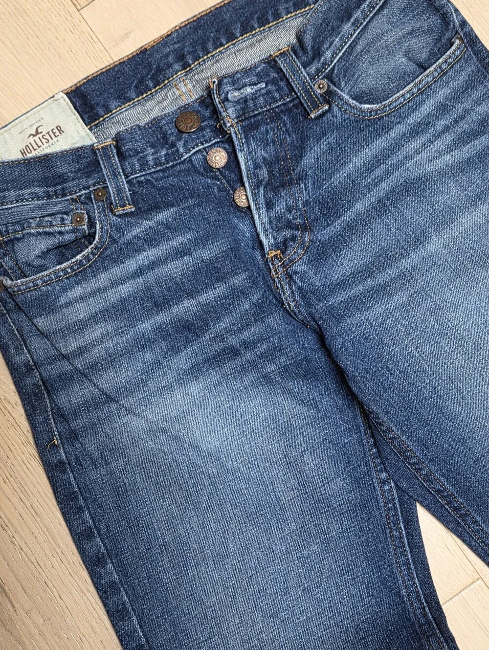 Hollister Men's Medium Wash Slim Straight Button Fly Jeans W30 x L32
